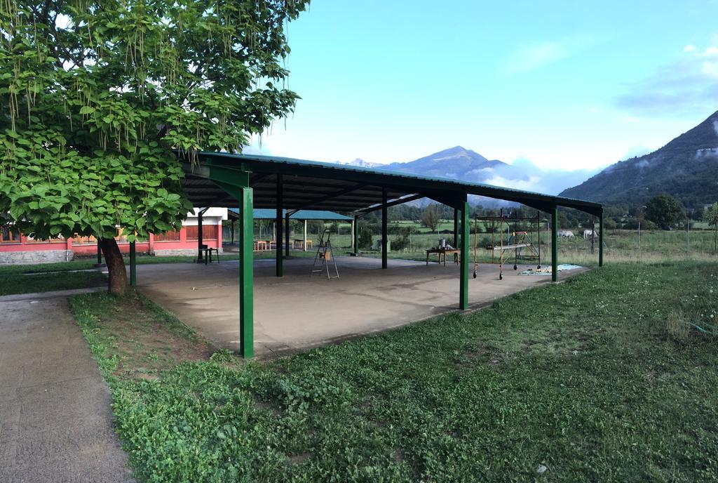Pinarillos Sarvisé Buitenkant foto