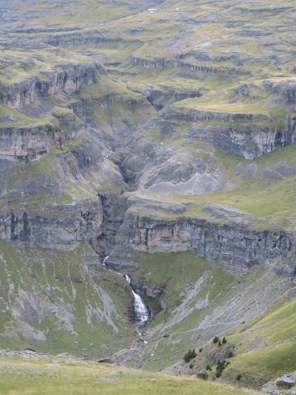 Pinarillos Sarvisé Buitenkant foto